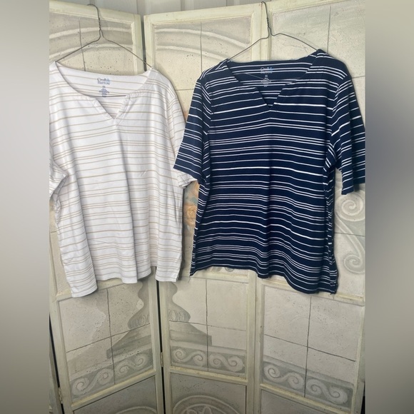 Lot of 2 Croft & Barrow Women Short Sleeve Stripe Tshirts V-Neck Blue White XXL - Picture 1 of 7